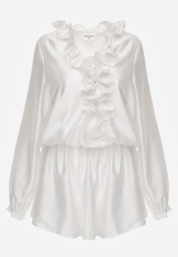 Born2be - Biały Krótki Kombinezon Ozdobiony Żabotem Menimei. Okazja: na co dzień. Kolor: biały. Materiał: materiał, poliester. Długość: krótkie. Wzór: aplikacja. Styl: elegancki, klasyczny, casual