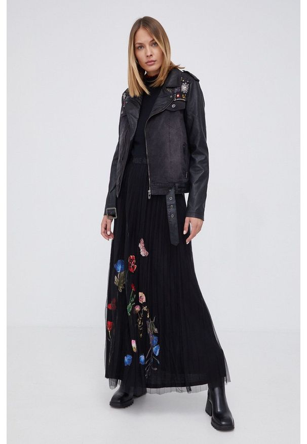 Desigual Ramoneska jeansowa damska kolor czarny przejściowa. Okazja: na co dzień. Kolor: czarny. Materiał: jeans. Wzór: haft. Styl: casual, klasyczny