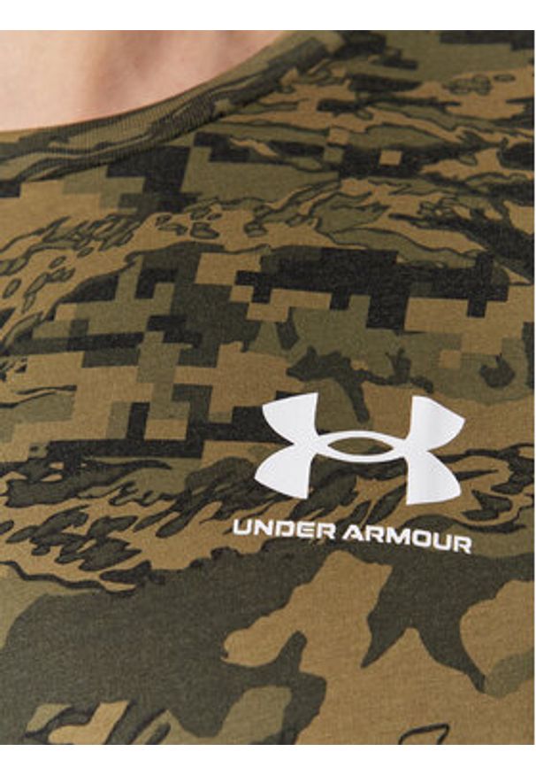 Under Armour T-Shirt 1357727 Khaki Loose Fit. Kolor: brązowy. Materiał: syntetyk, bawełna