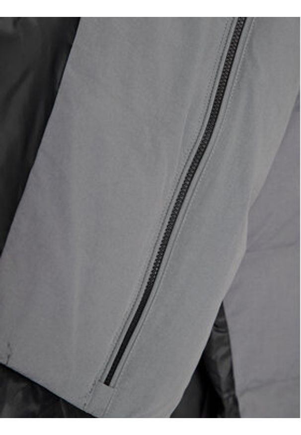 EA7 Emporio Armani Kurtka zimowa 6RPB53 PNEOZ 1200 Czarny Regular Fit. Kolor: czarny. Materiał: syntetyk. Sezon: zima