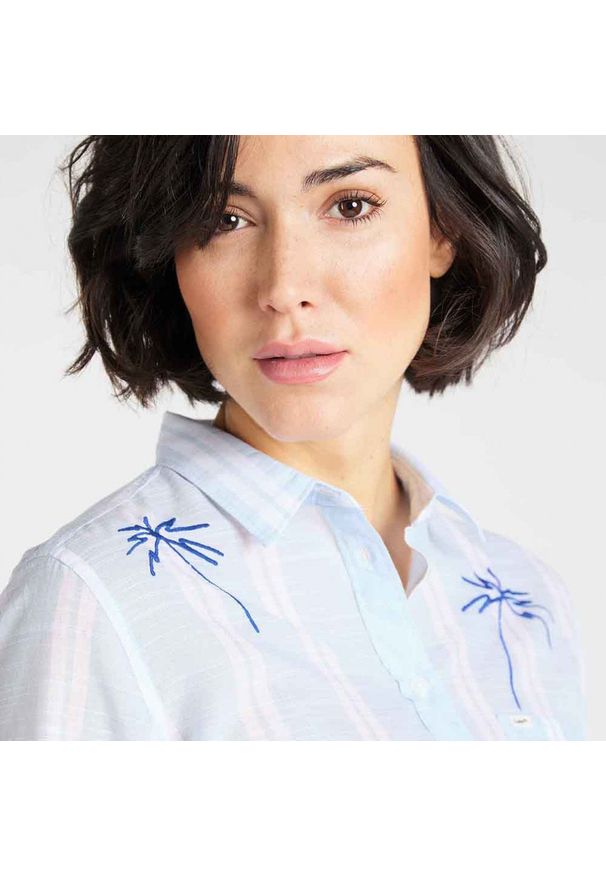 Lee - LEE ONE POCKET SHIRT DAMSKA KOSZULA SKY BLUE L45TIMNR 112110555