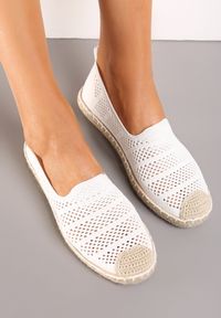 Born2be - Białe Espadryle z Ażurowej Siateczki Ozdobione Plecionką Lanivesa. Okazja: na co dzień. Kolor: biały. Materiał: jeans, len. Szerokość cholewki: normalna. Wzór: aplikacja, ażurowy. Sezon: lato. Styl: elegancki, klasyczny, wakacyjny, casual #4