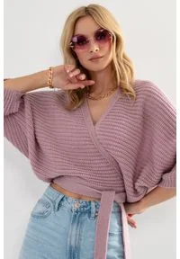 Fobya - Kopertowy Sweter z Wiązaniem w Pasie - Różowy. Kolor: różowy. Materiał: akryl, poliamid, wełna