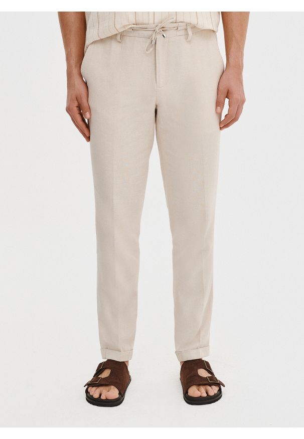 Pako Lorente - PAKO LORENTE - Lniane spodnie męskie. Materiał: len. Wzór: gładki. Sezon: wiosna