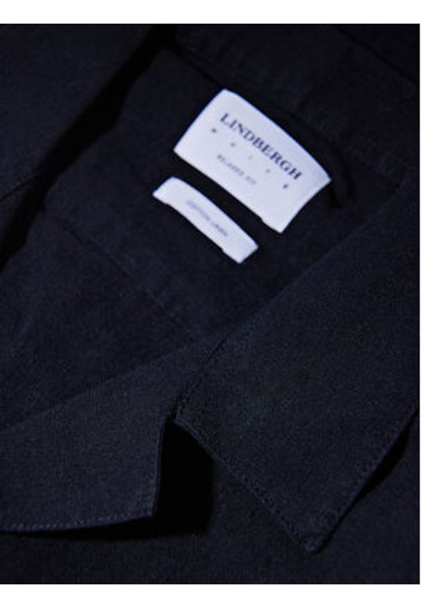 Lindbergh Koszula 30-203319 Czarny Relaxed Fit. Kolor: czarny. Materiał: len, bawełna