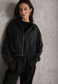 Renee - Czarna Bluza Bomberka z Bawełny Oversize Ozdobiona Kołnierzem Vimelles. Okazja: na co dzień. Kolor: czarny. Materiał: bawełna. Wzór: aplikacja. Styl: casual, elegancki #1