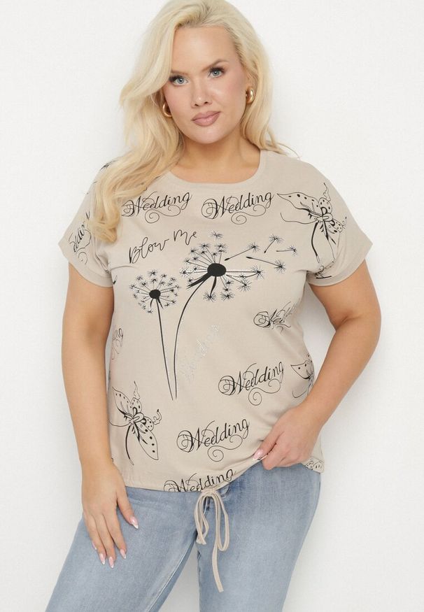 Born2be - Ciemnobeżowy Bawełniany T-shirt z Motywem Dmuchawców Cyrkoniami i Troczkiem Oliseana. Okazja: na co dzień. Kolor: beżowy. Materiał: bawełna. Styl: casual