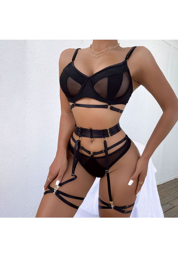 Intica - zestaw bieliźniany z ozdobnymi strapsami na romantyczne wieczory Merima. Kolor: czarny. Materiał: materiał