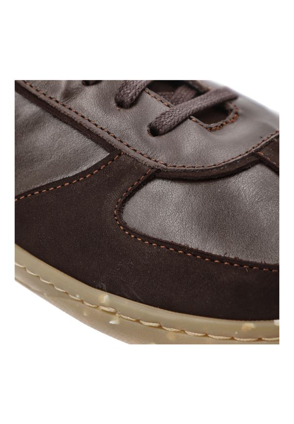 Brązowe Półbuty Wasak Skórzane Damskie Barefoot Wasak. Okazja: na spacer, na co dzień. Kolor: brązowy. Materiał: skóra. Styl: klasyczny, casual, elegancki