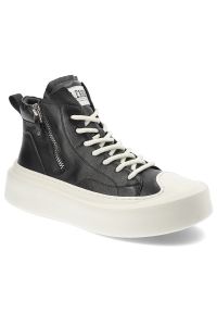 Czarne Sneakersy John Doubare Skórzane Obuwie Męskie. Okazja: na co dzień. Zapięcie: sznurówki. Kolor: czarny. Materiał: skóra. Szerokość cholewki: normalna #1