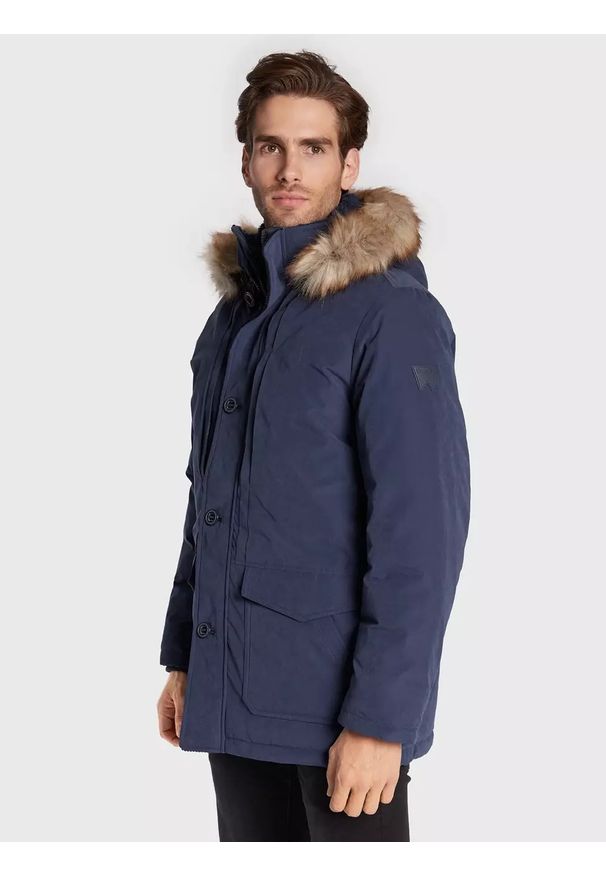 Wrangler - WRANGLER PARKA JACKET MĘSKA KURTKA ZIMOWA NAVY W4E6X7114. Materiał: włókno, futro, sztruks, syntetyk, jeans, poliamid, polar, materiał, poliester. Wzór: napisy, aplikacja. Sezon: zima. Styl: elegancki