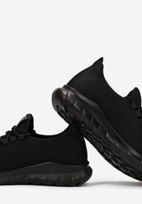 Born2be - Czarne Buty Sportowe Feodogeus. Zapięcie: bez zapięcia. Kolor: czarny. Materiał: materiał. Wzór: aplikacja