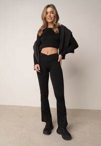 Born2be - Czarne Legginsy o Fasonie Dzwonów z Wysokim Stanem Jaenlenne. Okazja: do pracy, na co dzień, na spotkanie biznesowe. Stan: podwyższony. Kolor: czarny. Styl: elegancki, biznesowy, casual #1