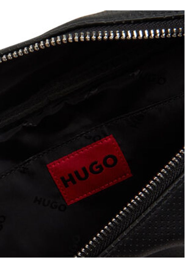 Hugo - HUGO Saszetka nerka 50541917 Czarny. Kolor: czarny. Materiał: skóra
