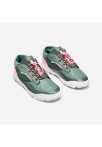 Buty sportowe dla dzieci Decathlon waterproof. Kolor: pomarańczowy, zielony, różowy, wielokolorowy. Materiał: poliester, kauczuk. Sport: turystyka piesza