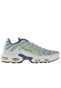 Buty męskie Nike Air Max Plus HV6227-001 - białe. Kolor: biały. Materiał: guma, syntetyk, materiał. Szerokość cholewki: normalna. Sezon: lato. Model: Nike Air Max