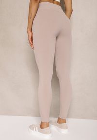 Renee - Beżowe Legginsy z Prążkowanej Tkaniny z Szeroką Gumką w Pasie Lanoriae. Okazja: na co dzień. Stan: podwyższony. Kolor: beżowy. Materiał: tkanina, prążkowany. Styl: klasyczny, casual, elegancki