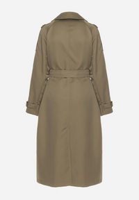 Born2be - Zielony Dwurzędowy Płaszcz Trencz o Oversizowym Kroju z Paskiem Inathara. Okazja: na spacer, na co dzień, do pracy. Kolor: zielony. Materiał: jeans. Wzór: aplikacja. Styl: casual, klasyczny #7