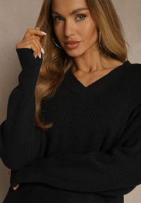 Renee - Czarny Sweter z Dodatkiem Kaszmiru i Trójkątnym Dekoltem Silefera. Okazja: na co dzień. Kolor: czarny. Materiał: kaszmir. Styl: casual, elegancki #4