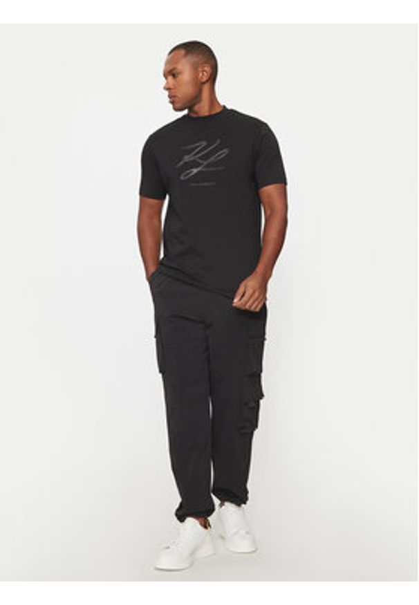 Karl Lagerfeld - KARL LAGERFELD T-Shirt 755034 544225 Czarny Regular Fit. Typ kołnierza: dekolt w karo. Kolor: czarny. Materiał: bawełna