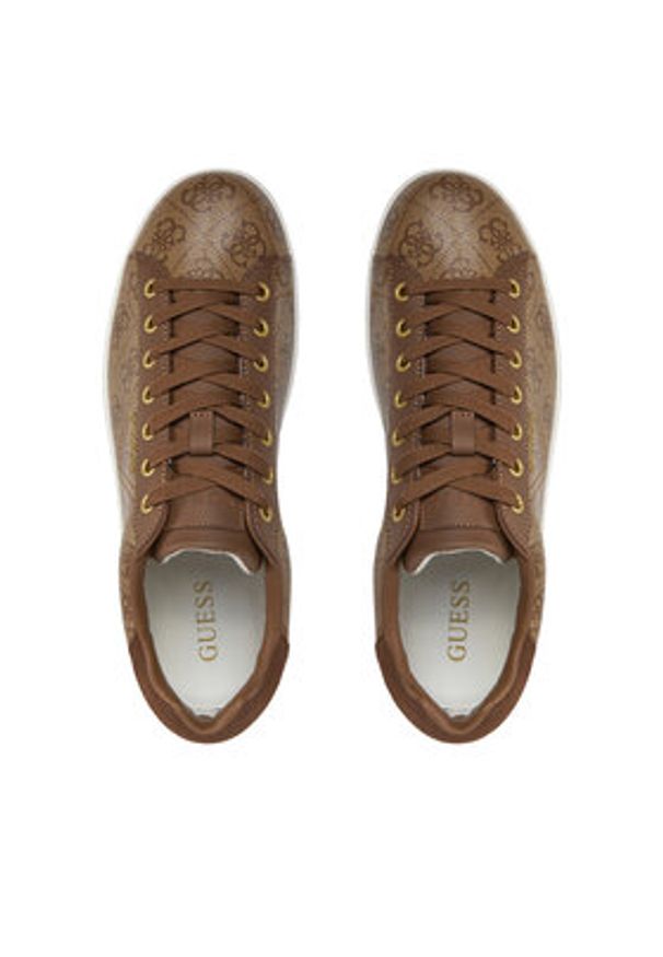 Guess Sneakersy Nola FMPNOG FAL12 Beżowy. Kolor: beżowy. Materiał: skóra