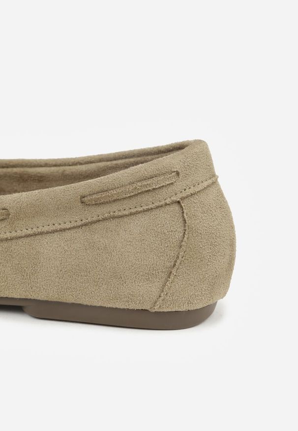 Born2be - Zielone Mokasyny Ozdobione Frędzlami Kokardą i Koralikami Woodswift. Okazja: na co dzień. Zapięcie: pasek. Kolor: zielony. Wzór: aplikacja. Styl: casual, klasyczny, elegancki