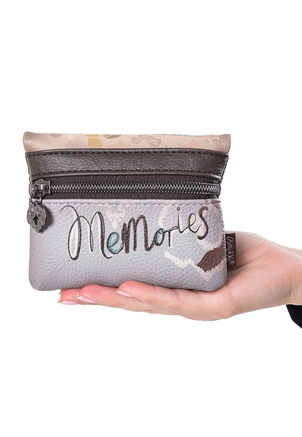 Brązowa Portmonetka Damska Anekke Real. Kolor: brązowy. Wzór: haft, aplikacja, motyw z bajki