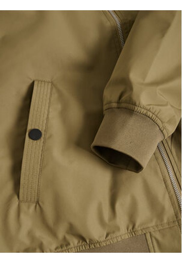 Matinique Kurtka bomber Clay 30205869 Khaki Regular Fit. Kolor: brązowy. Materiał: syntetyk