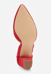 Renee - Czerwone Eleganckie Czółenka Vices ze Skórzaną Wkładką i Cyrkoniami Sarirra. Okazja: na spotkanie biznesowe, na ślub cywilny, do pracy, na wesele. Zapięcie: sprzączka. Kolor: czerwony. Materiał: skóra. Wzór: aplikacja. Obcas: na obcasie. Styl: elegancki. Wysokość obcasa: średni #8
