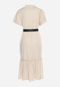 Born2be - Beżowa Koszulowa Sukienka z Krótkim Rękawem Zapinana na Guziki z Paskiem z Ekoskóry Xantantia. Typ kołnierza: dekolt w kształcie V. Kolor: beżowy. Długość rękawa: krótki rękaw. Wzór: aplikacja. Typ sukienki: koszulowe #7