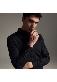 Reserved - Koszula slim fit z łatami na łokciach - Czarny. Kolor: czarny #1