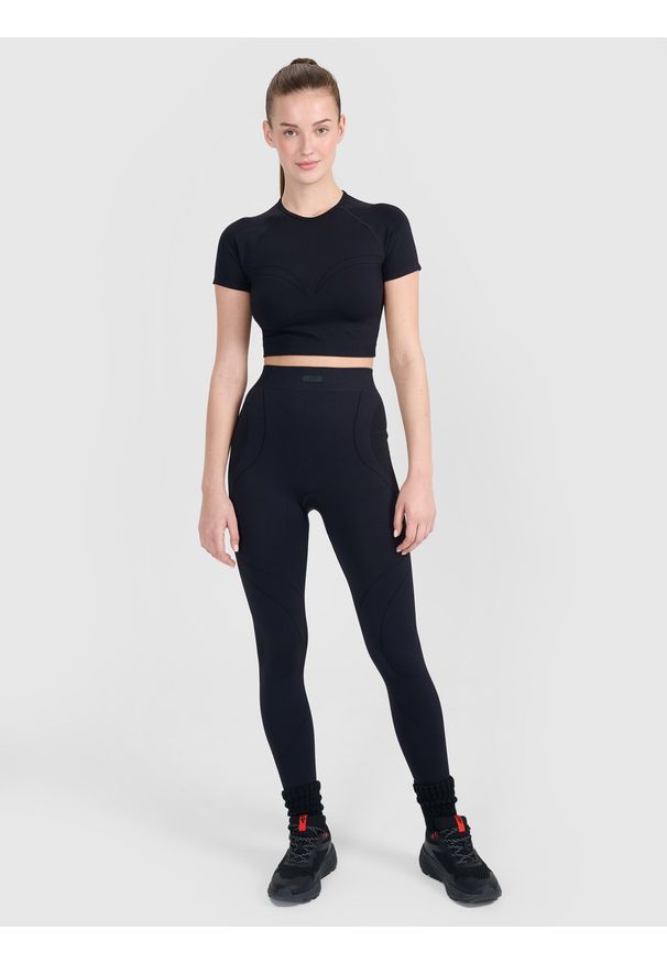 4f - 4F Legginsy treningowe bezszwowe damskie - czarne XS/S. Stan: podwyższony. Kolor: czarny. Materiał: dzianina, materiał, syntetyk, włókno, elastan. Wzór: gładki, ze splotem, jednolity. Sport: fitness