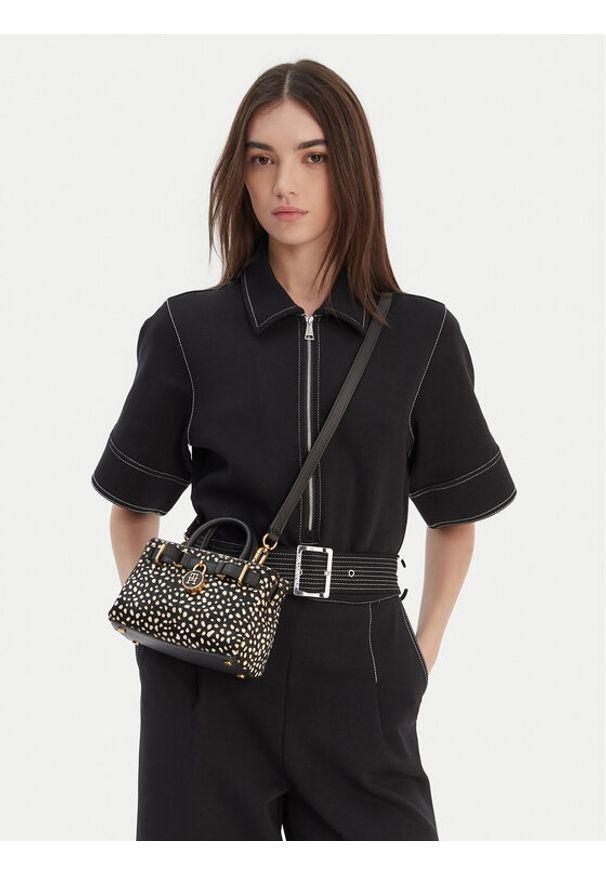 TOMMY HILFIGER - Tommy Hilfiger Torebka American Icon Micro Tote Deer Le AW0AW18168 Czarny. Kolor: czarny. Materiał: skórzane