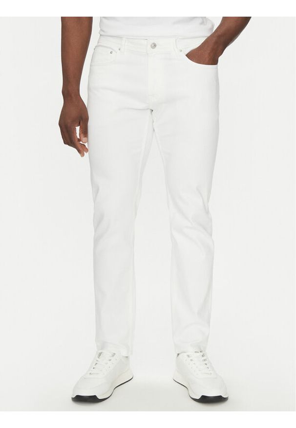 Hechter Paris Jeansy 26050 151363 Biały Slim Fit. Kolor: biały