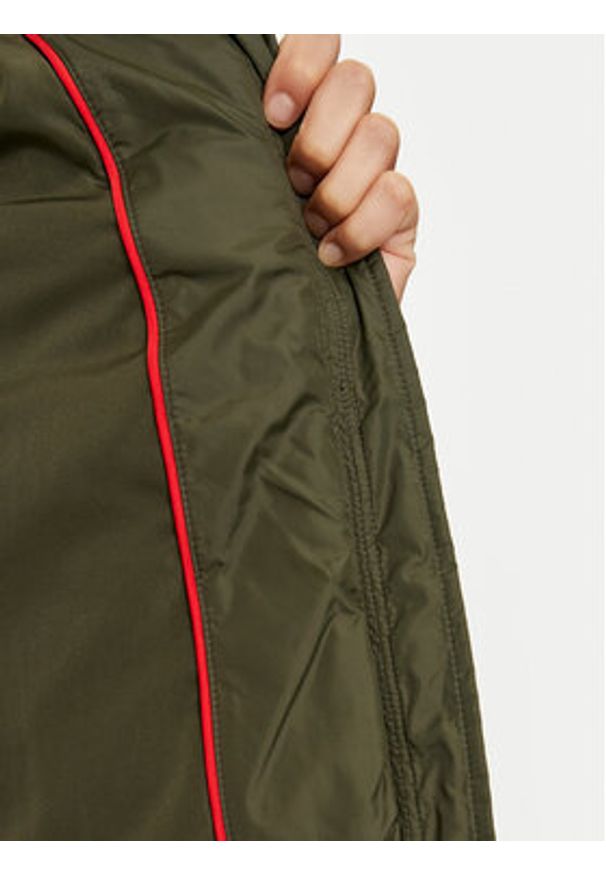 Tommy Jeans Kurtka zimowa Basic DW0DW18311 Zielony Slim Fit. Kolor: zielony. Materiał: syntetyk. Sezon: zima