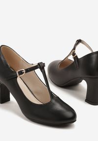 Born2be - Czarne Czółenka na Obcasie z Ozdobnymi Paskami Tiarisse. Okazja: na co dzień. Zapięcie: pasek. Kolor: czarny. Materiał: jeans. Obcas: na obcasie. Styl: klasyczny, casual. Wysokość obcasa: średni