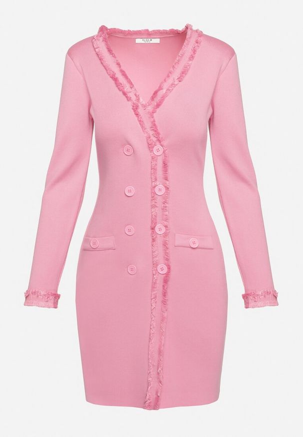 Born2be - Fuksjowa Sukienka Sweterkowa Dwurzędowa z Guzikami i Ozdobnymi Frędzlami Vluona. Kolor: różowy. Materiał: materiał