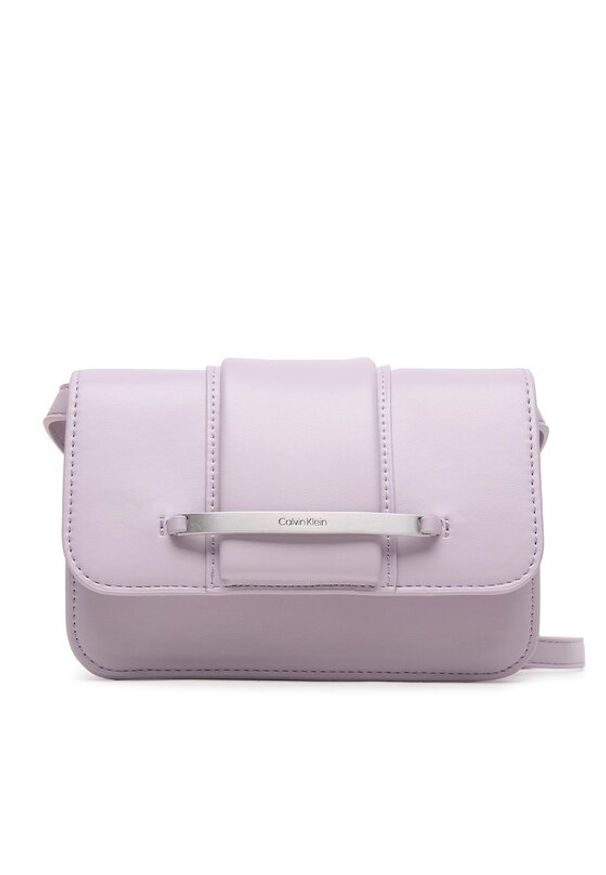 Calvin Klein Torebka Bar Hardware Crossbody K60K610732 Fioletowy. Kolor: fioletowy. Materiał: skórzane