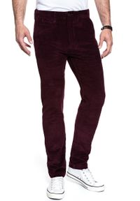 Levi's® - LEVI’S 502 REGULAR TAPER MĘSKIE SPODNIE SZTRUKSOWE SZTRUKS RED 521630010. Materiał: sztruks