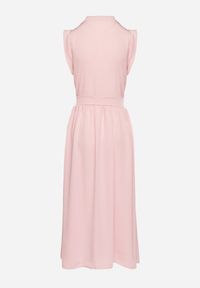 Born2be - Różowa Sukienka Koszulowa o Rozkloszowanym Kroju z Wiązaniem w Pasie Mavirielle. Okazja: na co dzień. Typ kołnierza: dekolt w serek. Kolor: różowy. Materiał: skóra. Długość rękawa: długi rękaw. Typ sukienki: koszulowe. Styl: elegancki, casual #5