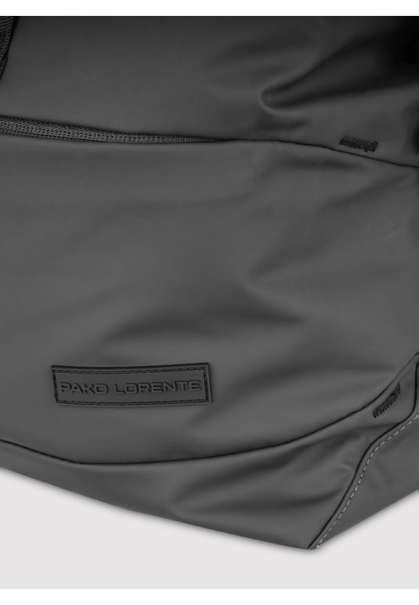Pako Lorente - PAKO LORENTE - Szara weekendowa torba męska. Kolor: szary. Materiał: poliester