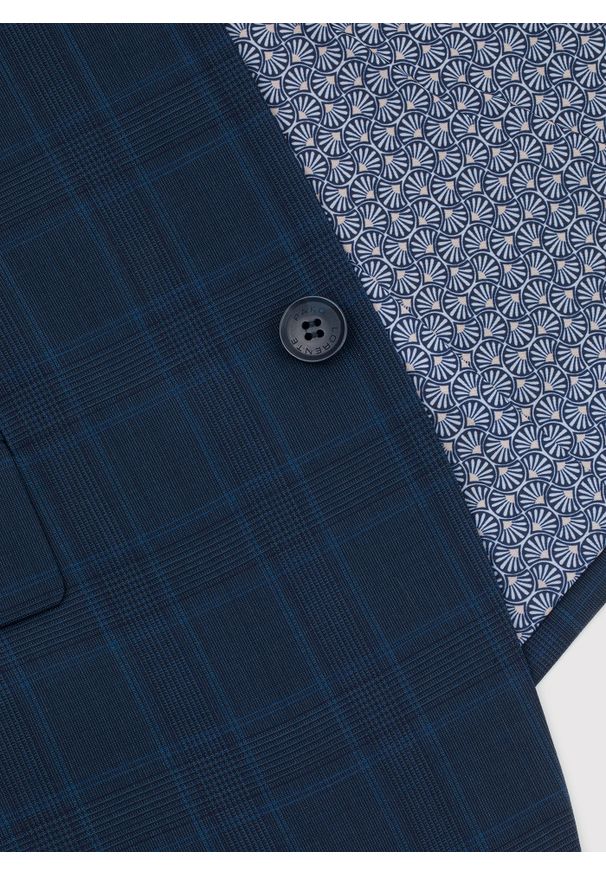 Pako Lorente - PAKO LORENTE – Granatowa marynarka garniturowa w delikatną niebieską kratkę. Okazja: na ślub cywilny, na wesele. Kolor: niebieski. Materiał: wełna. Wzór: kratka. Styl: elegancki
