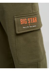 Big-Star - Spodnie dresowe chłopięce bojówki zielone Waldo 303. Kolor: zielony. Materiał: dresówka. Wzór: aplikacja, kratka. Sezon: zima. Styl: vintage #6