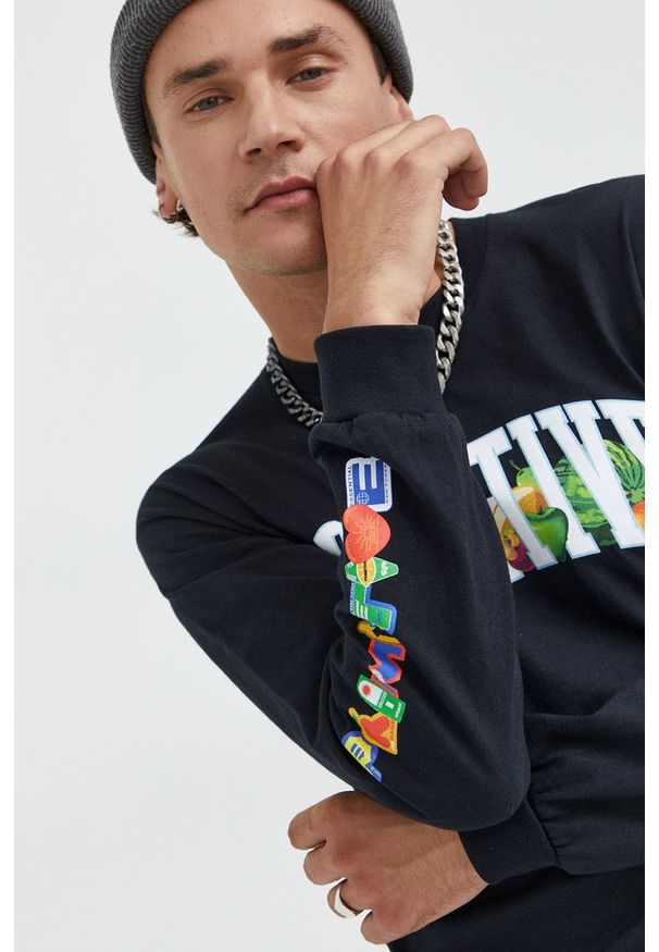 Primitive longsleeve bawełniany kolor czarny z nadrukiem. Kolor: czarny. Materiał: bawełna. Długość rękawa: długi rękaw. Wzór: nadruk