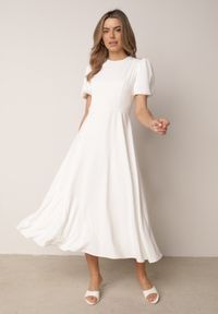 Born2be - Biała Elegancka Sukienka VICES o Rozkloszowanym Kroju z Krótkim Rękawem Aezith. Okazja: na komunię, na wesele, na ślub cywilny. Kolor: biały. Długość rękawa: krótki rękaw. Typ sukienki: proste, rozkloszowane. Styl: elegancki #4