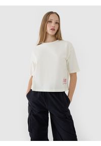 4f - 4F T-shirt oversize z nadrukiem damski - biały S. Okazja: na co dzień. Kolor: biały. Materiał: dzianina, bawełna, jersey. Długość rękawa: krótki rękaw. Długość: krótkie. Wzór: nadruk. Styl: klasyczny, sportowy, casual