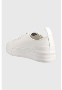 Calvin Klein Jeans tenisówki BOLD VULC FLATF LACE damskie kolor biały YW0YW01039. Nosek buta: okrągły. Zapięcie: sznurówki. Kolor: biały. Obcas: na platformie. Styl: klasyczny #2