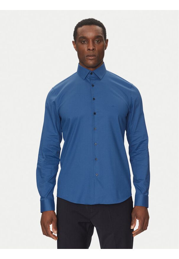 Calvin Klein Koszula K10K114298 Niebieski Slim Fit. Kolor: niebieski. Materiał: bawełna, syntetyk