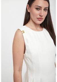 Elisabetta Franchi - Sukienka lniana ELISABETTA FRANCHI. Materiał: len