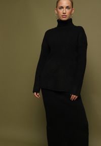 Born2be - Czarny Komplet Dzianinowy z Wełną Sweter z Golfem i Ołówkowa Spódnica Falovira. Kolor: czarny. Materiał: wełna, dzianina. Sport: golf #4